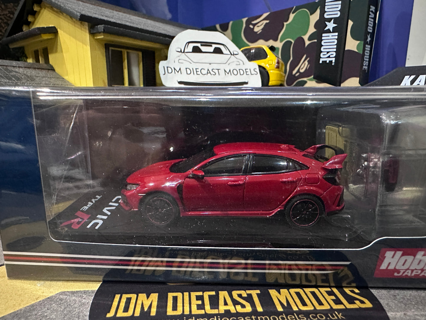 Hobby Japan Honda CIVIC TYPE R FK8 2017 with Engine Display Model Flame Red HJ641055AR