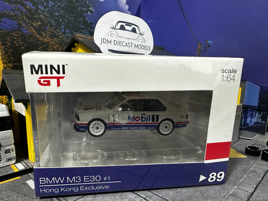 Mini GT BMW M3 (E30) 1 Schnitzel Motorsport 1992 Guia Race of Macau Winner HK Exclusive MGT00089-L