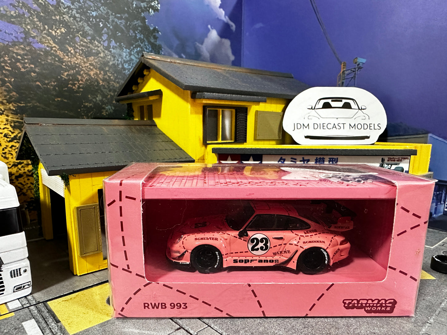 Tarmac Works Porsche RWB 993 Sopranos T64-017-SO