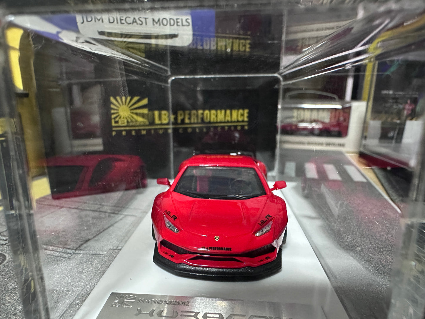 LB PERFORMANCE 1:64 LIBERTY WALK LB-WORKS Huracan LP610 Red Resin
