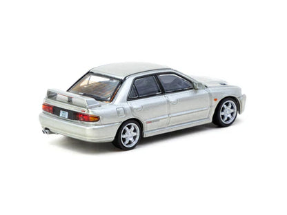 Tarmac Works Mitsubishi Lancer GSR Evolution Silver Special Edition with Tarmac Cards T64G-048-SL