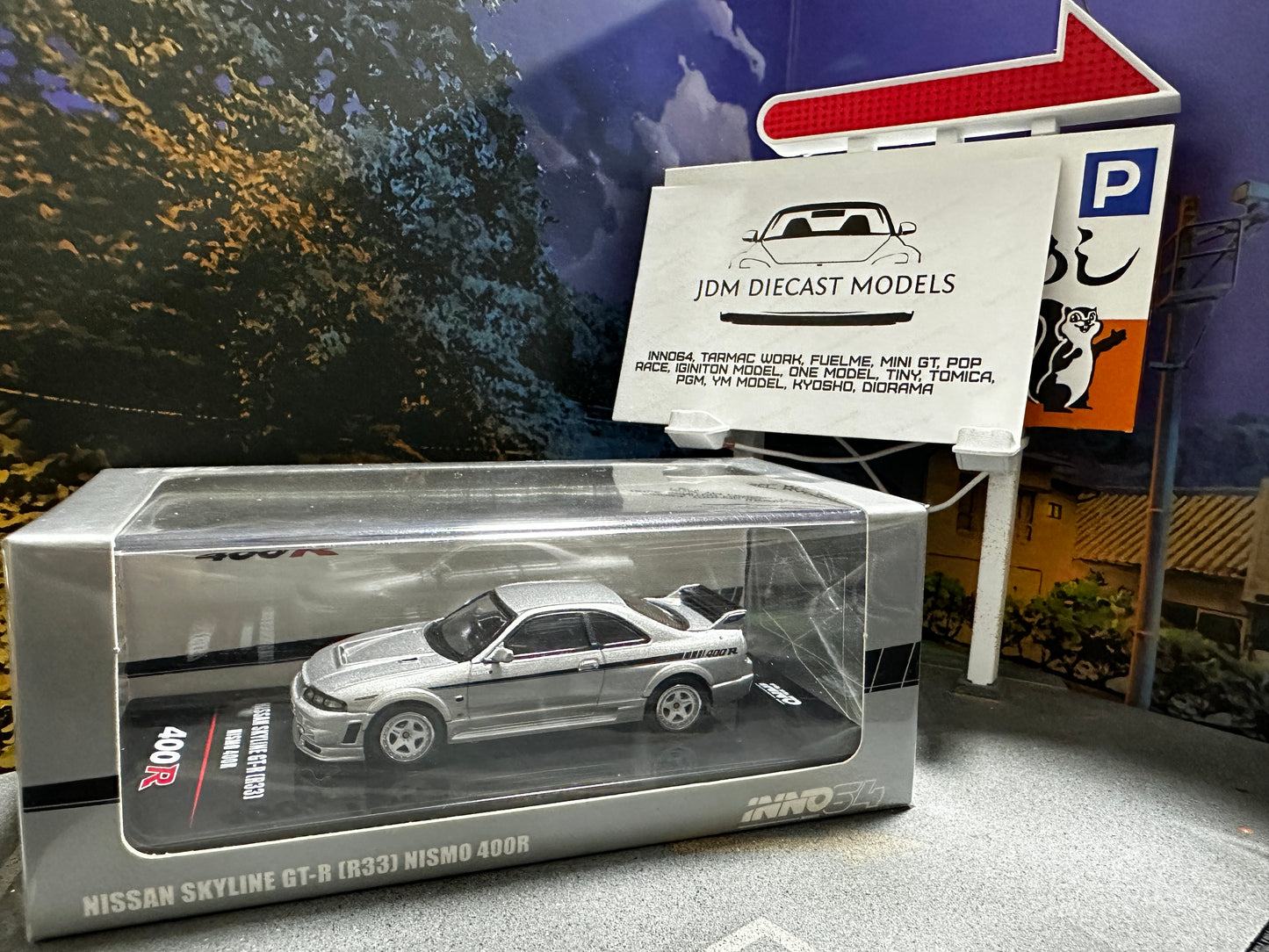 Inno64 Nissan Skyline GT-R R33 Nismo 400R Sonic Silver 
IN64-400R-SIL