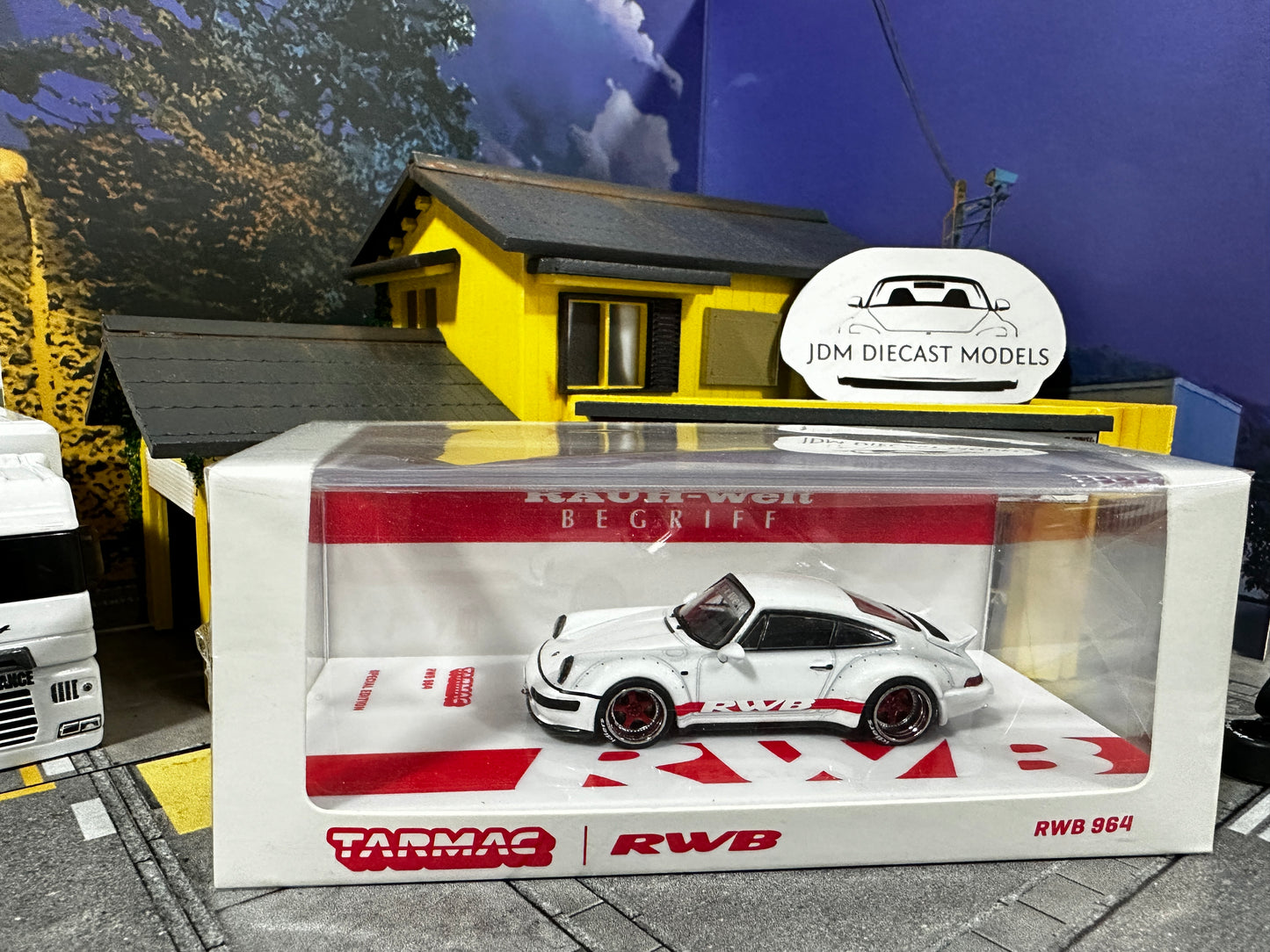 Tarmac Works Porsche RWB 964 White Special Edition T64-037-WHT