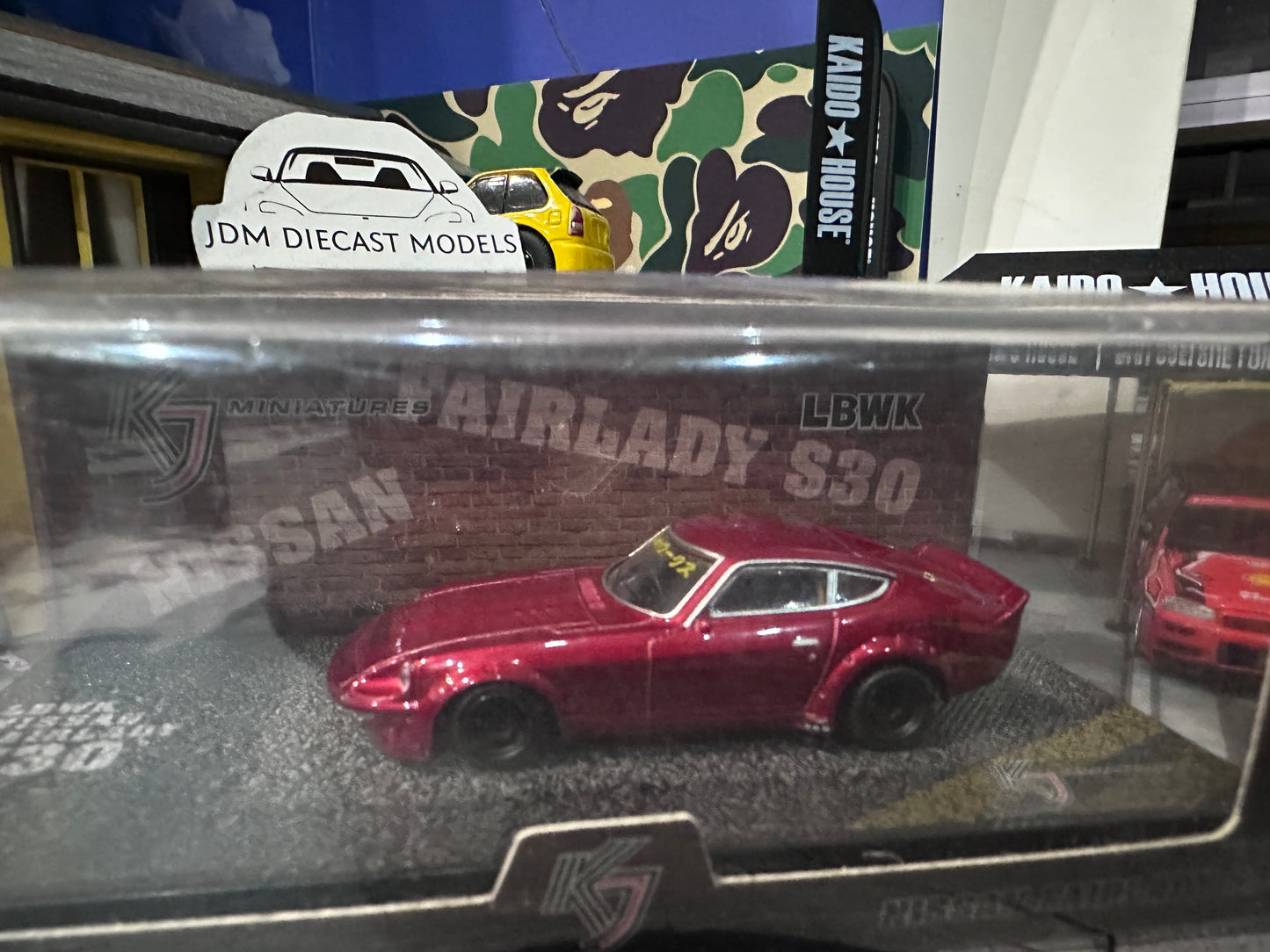 KJ Miniatures LBWK Nissan Fairlady S30 Metallic Red
