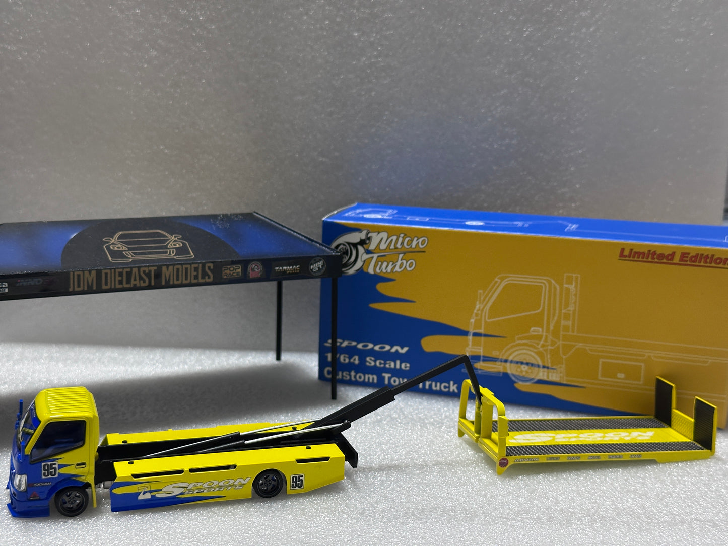 Micro Turbo Spoon Custom Tow Truck Flatbed Trailer Model