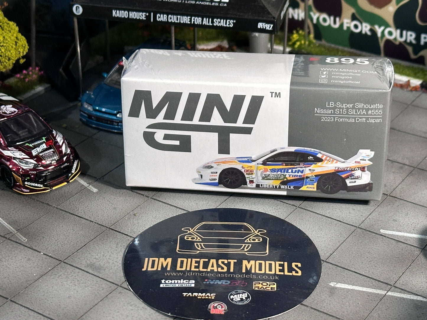 Mini GT Nissan LB-Super Silhouette S15 SILVIA #555 2023 Formula Drift Japan MGT00895