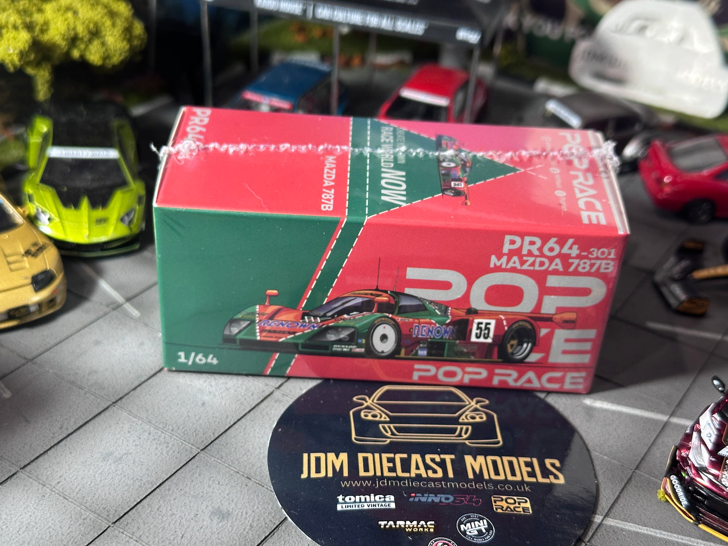 PopRace PR640301 Mazda 787b 1991 Le Mans 24Hrs WINNER Removeable Front and Rear Cover, Detailed Engine
