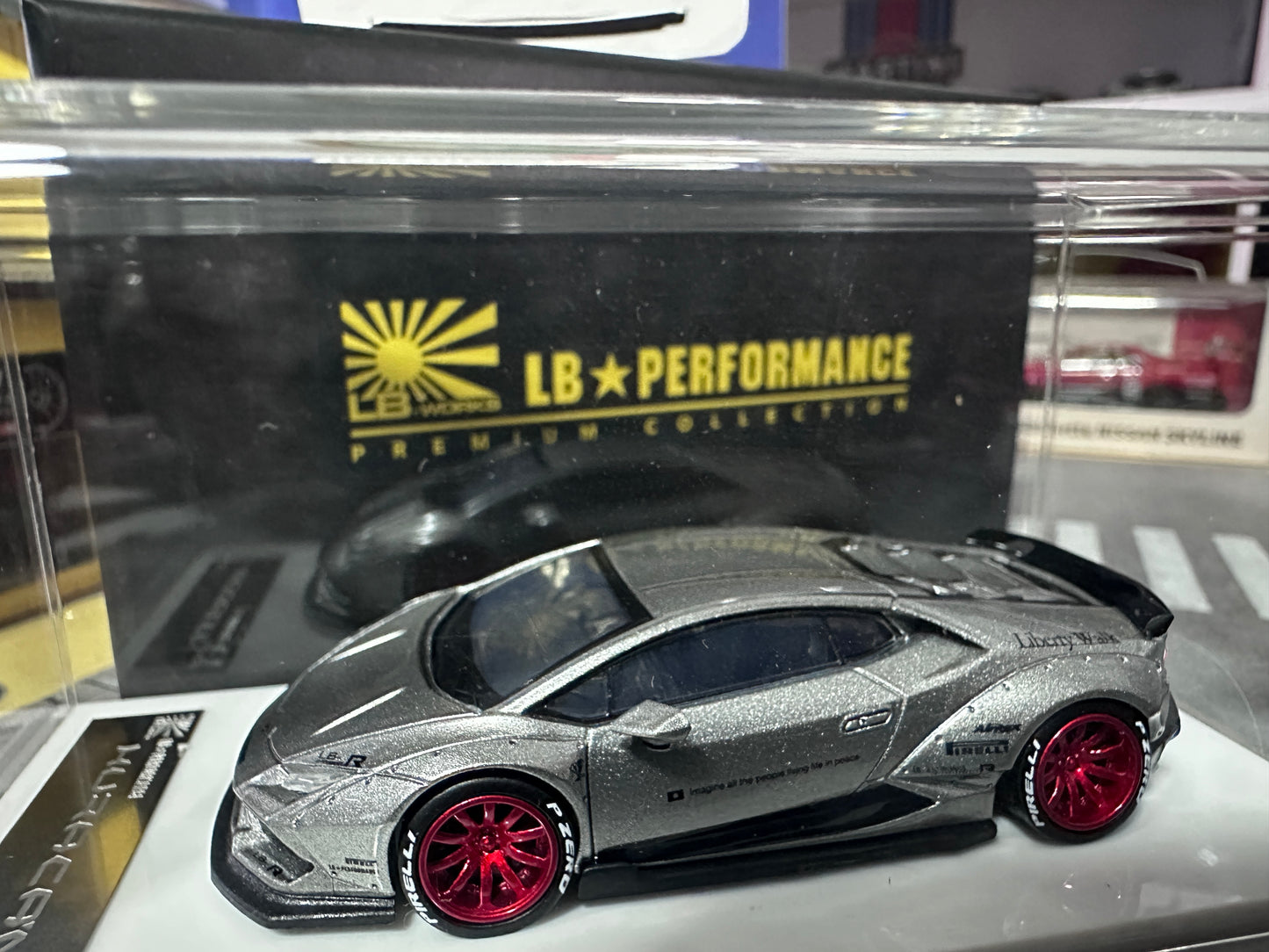 LB PERFORMANCE 1:64 LIBERTY WALK LB-WORKS Huracan LP610 Chrome Resin