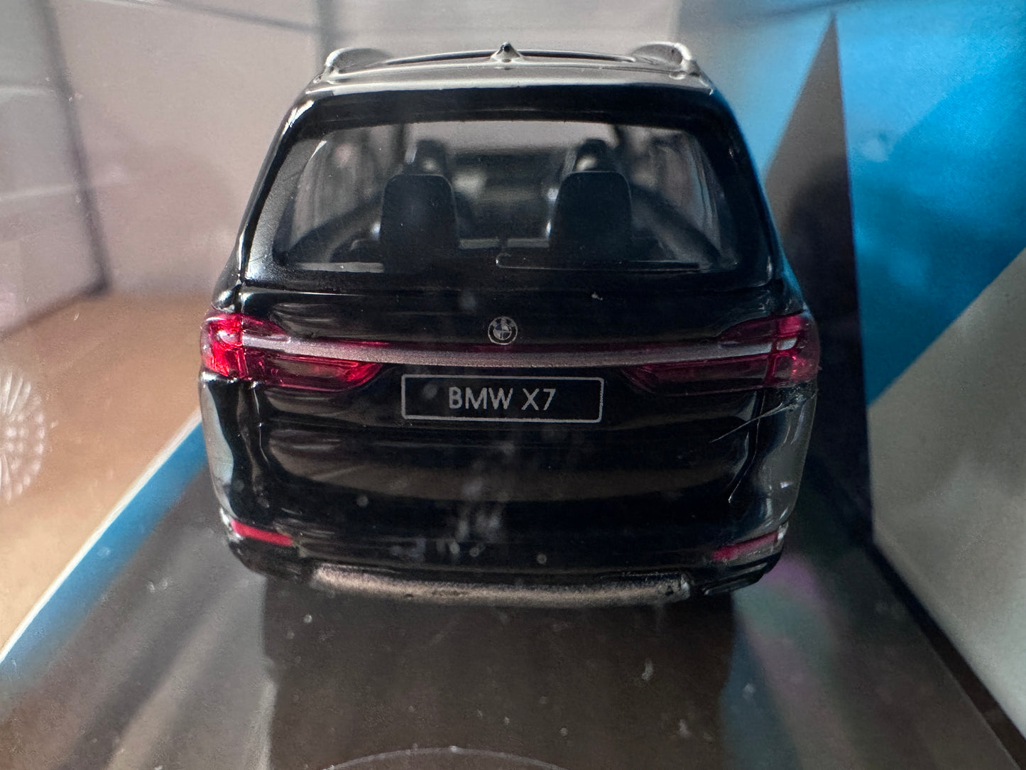 Para64 BMW X7 Black RHD PA-65191