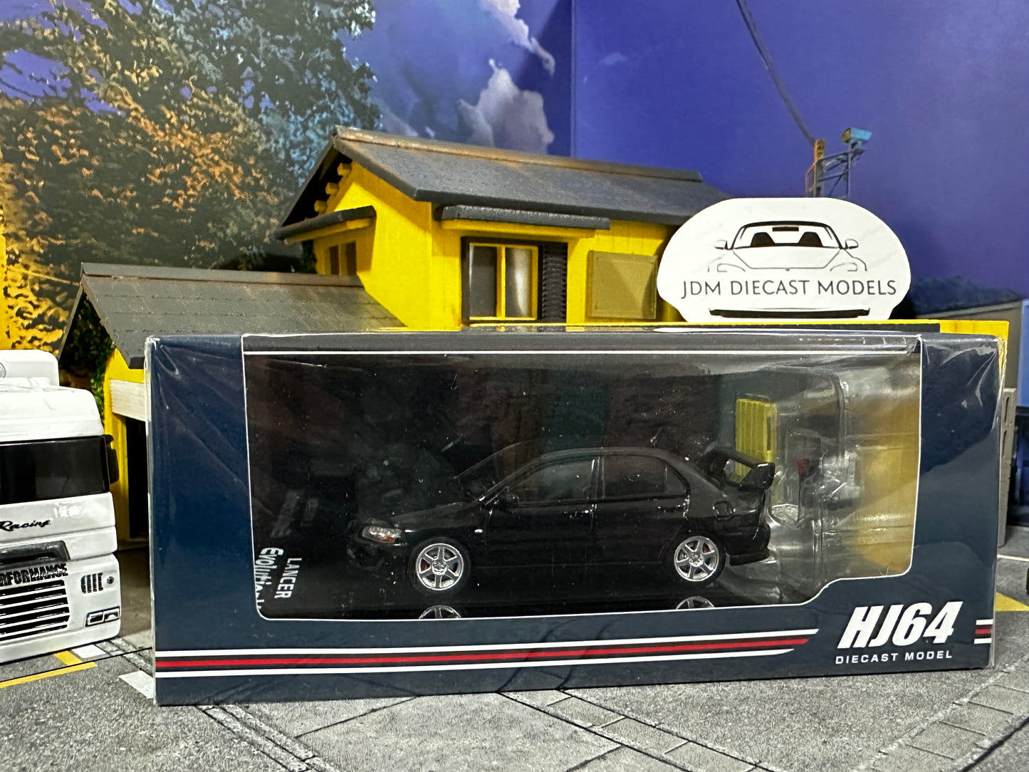 Hobby Japan Mitsubishi Lancer GSR Evolution VIII with Engine Display Model Black Mica HJ643054BK