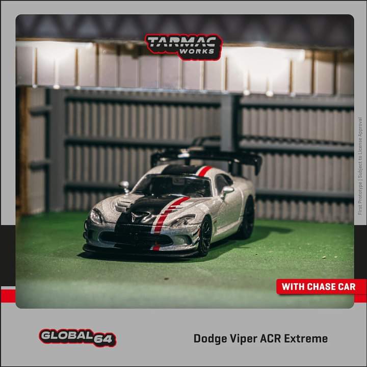Preorder April 2023 Tarmac Works Dodge Viper ACR Extreme Silver Metallic £14.99