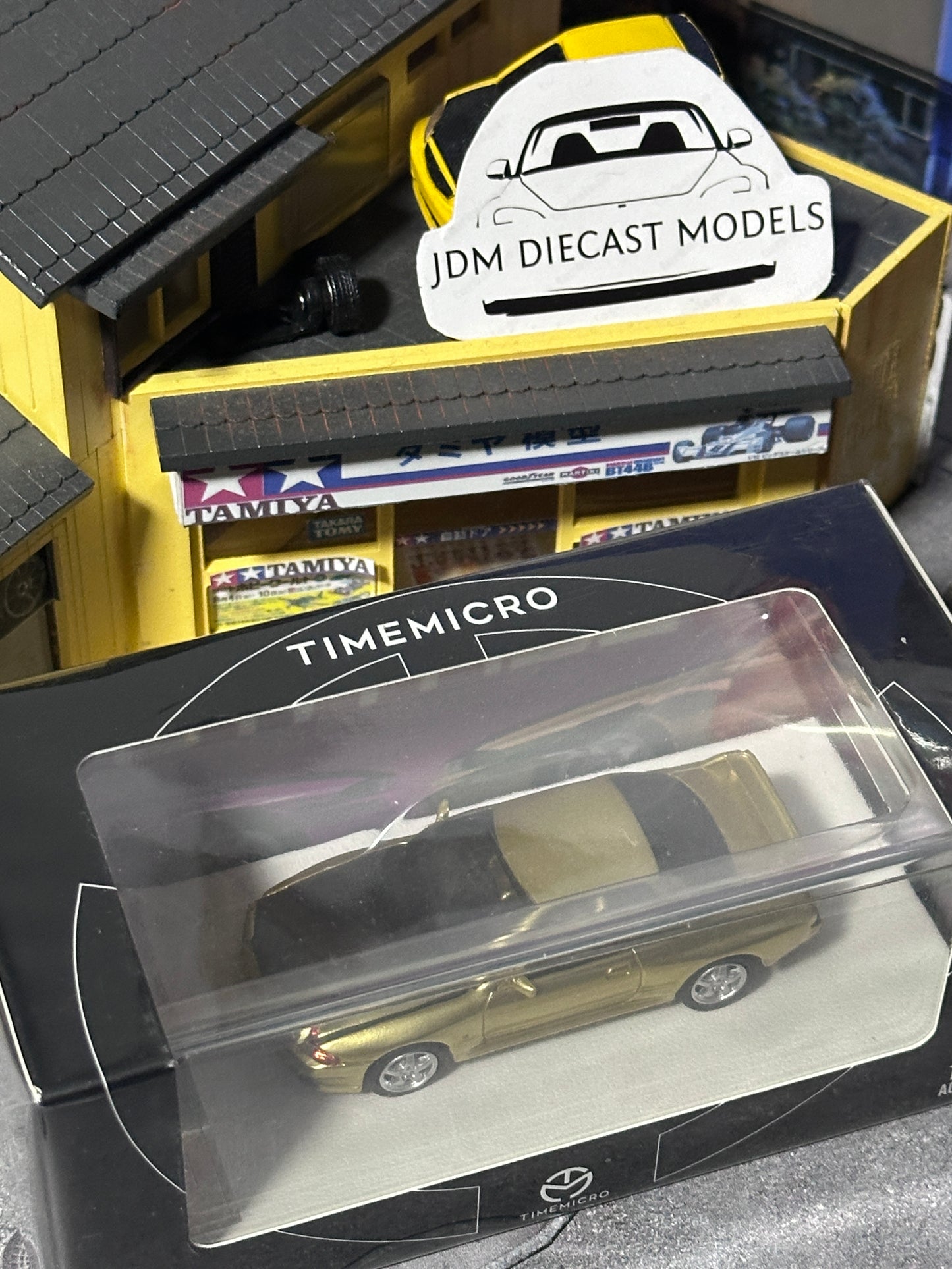 TimeMicro Nissan Skyline GT-R R32 Gold with Carbon Openable Hood