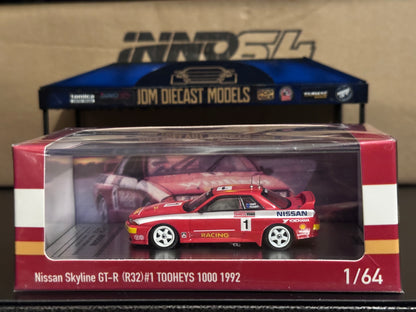 Inno64 x Poprace Nissan Skyline GT-R R32 #1 Winfield Team Nissan TOOHEYS 1000 1992 IN64-R32-92T01