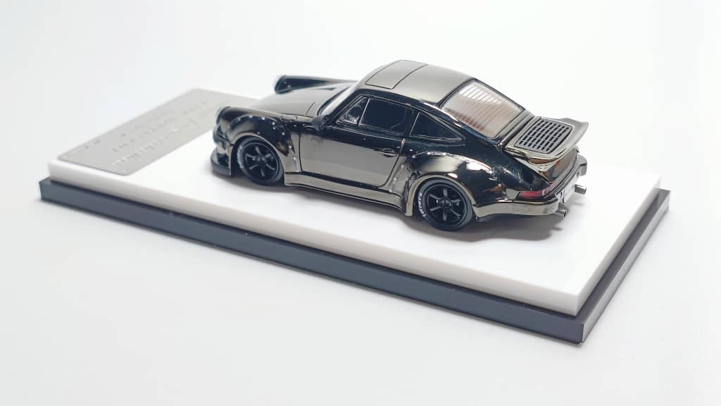 Model Collect Rauh-Welt RWB930 Whale Wing Chrome Gray