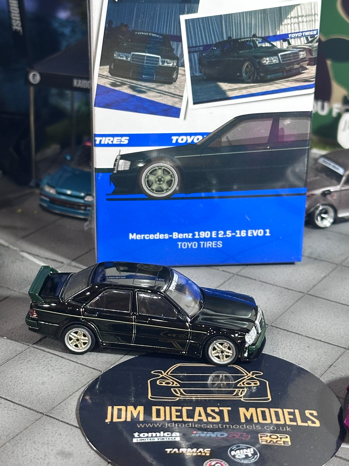 [Chrome Chase] Tarmac Works Mercedes-Benz 190 E 2.5-16 EVO 1 - TOYO TIRES T64G-057-TOYO