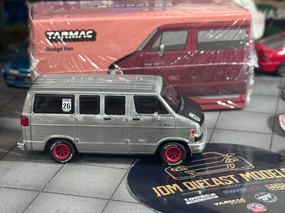 [Chase] Tarmac Works Dodge Van Red T64G-TL032-RE