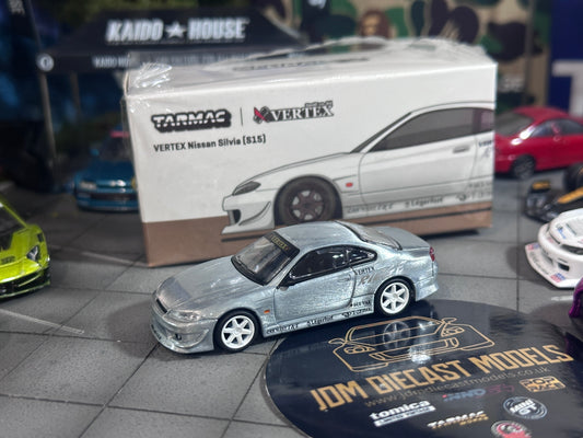 [Chase] Tarmac Works Nissan Silvia S15 White Metallic - Lamley Special Edition (White) T64G-023-WH