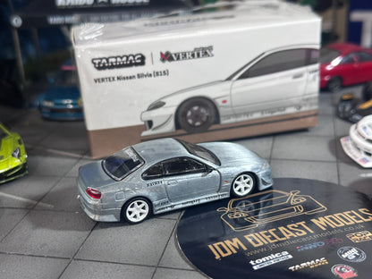 [Chase] Tarmac Works Nissan Silvia S15 White Metallic - Lamley Special Edition (White) T64G-023-WH