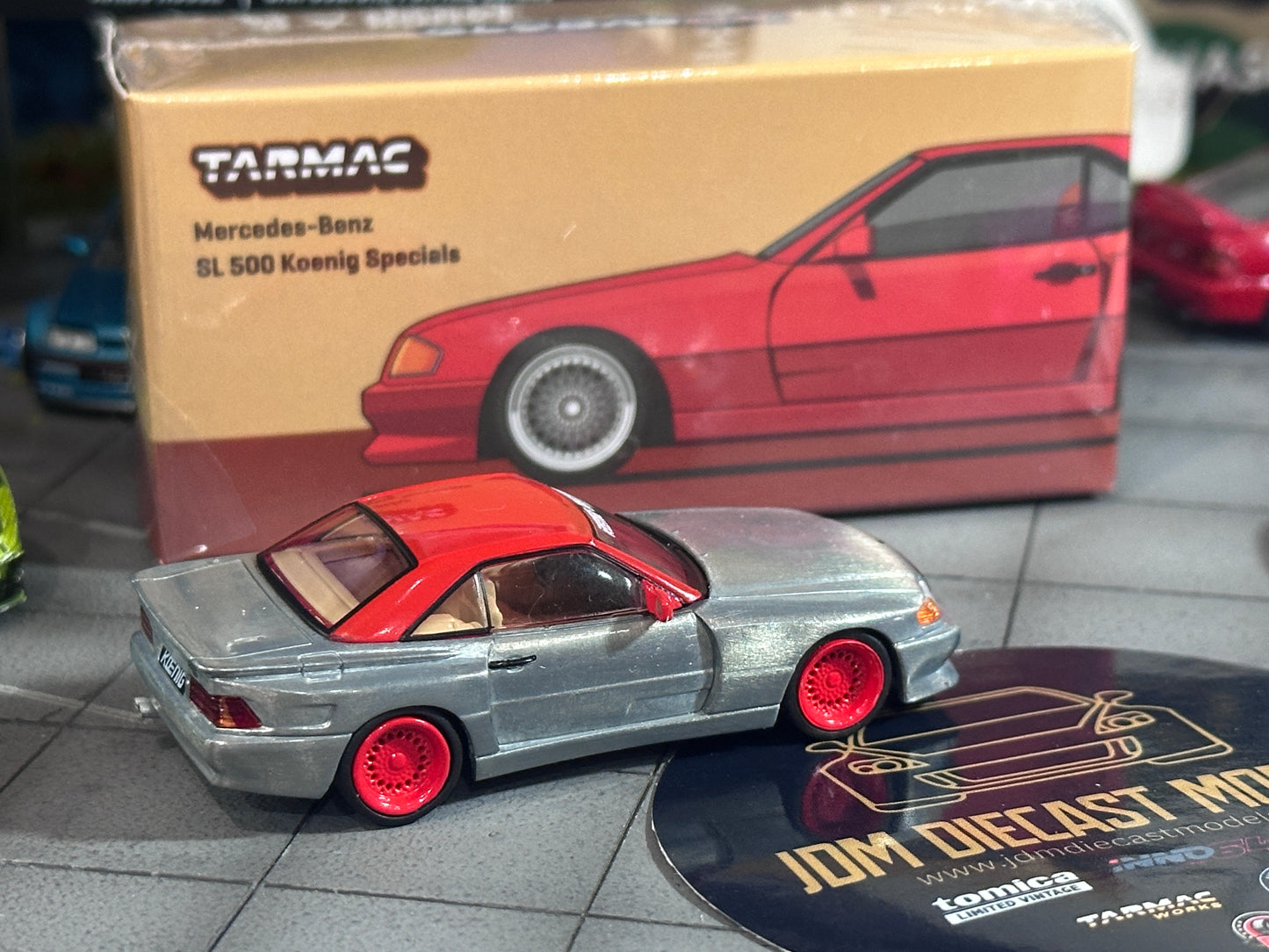 [Chase] Tarmac Works Global 64 Mercedes Benz SL 500 Koenig Specials Red T64G-045-RE