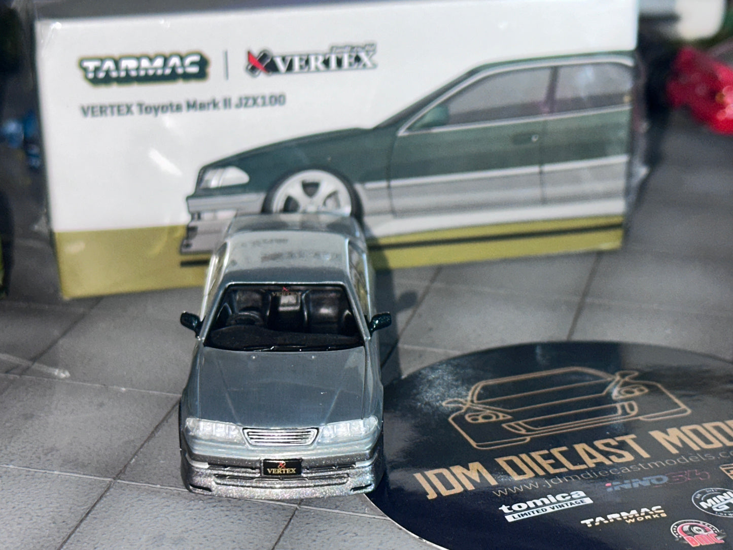 [Chase] Tarmac Works VERTEX Toyota Mark II JZX100 Dark Green Metallic T64G-024-GR