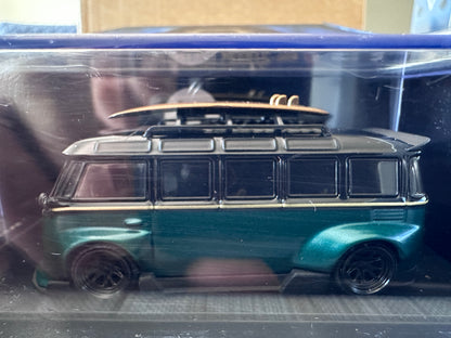 Inspire Model Volkswagen Kombi Camper Van Black and Green Robert Design-Model
