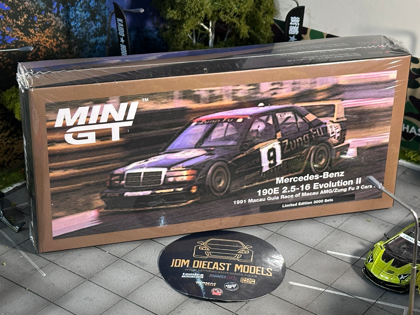 MiniGT Mercedes Benz 190E 2.5-16 Evolution II Zung Fu Cars Set of 3 Macau Guia Race 1991 MGTS0003