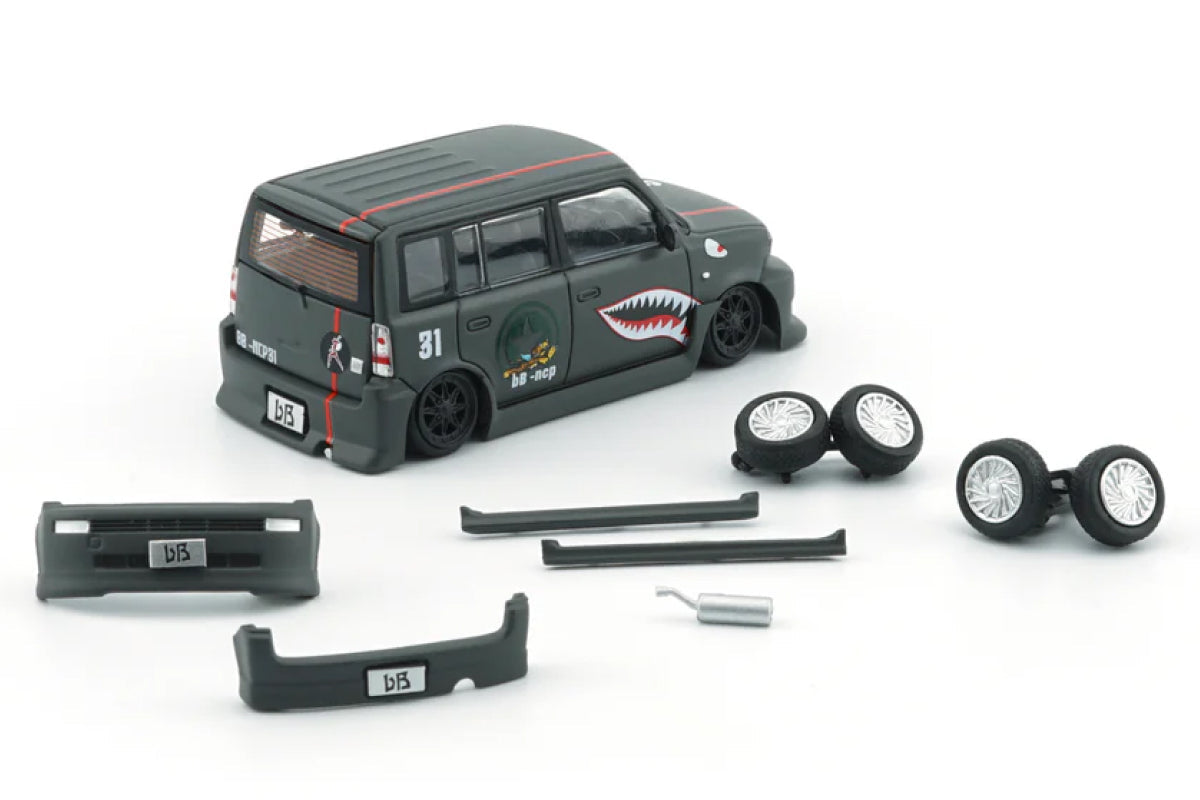 BM Creation Toyota bB 2000 (P40 Tiger) 64B0382