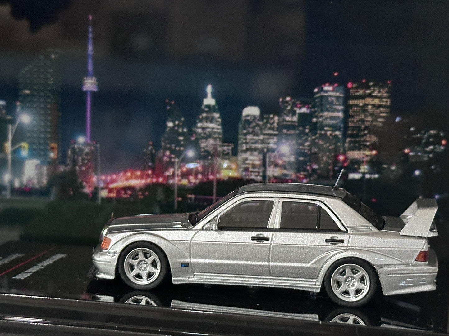 Inno64 Mercedes-Benz 190E Silver IN64-190E-SIL