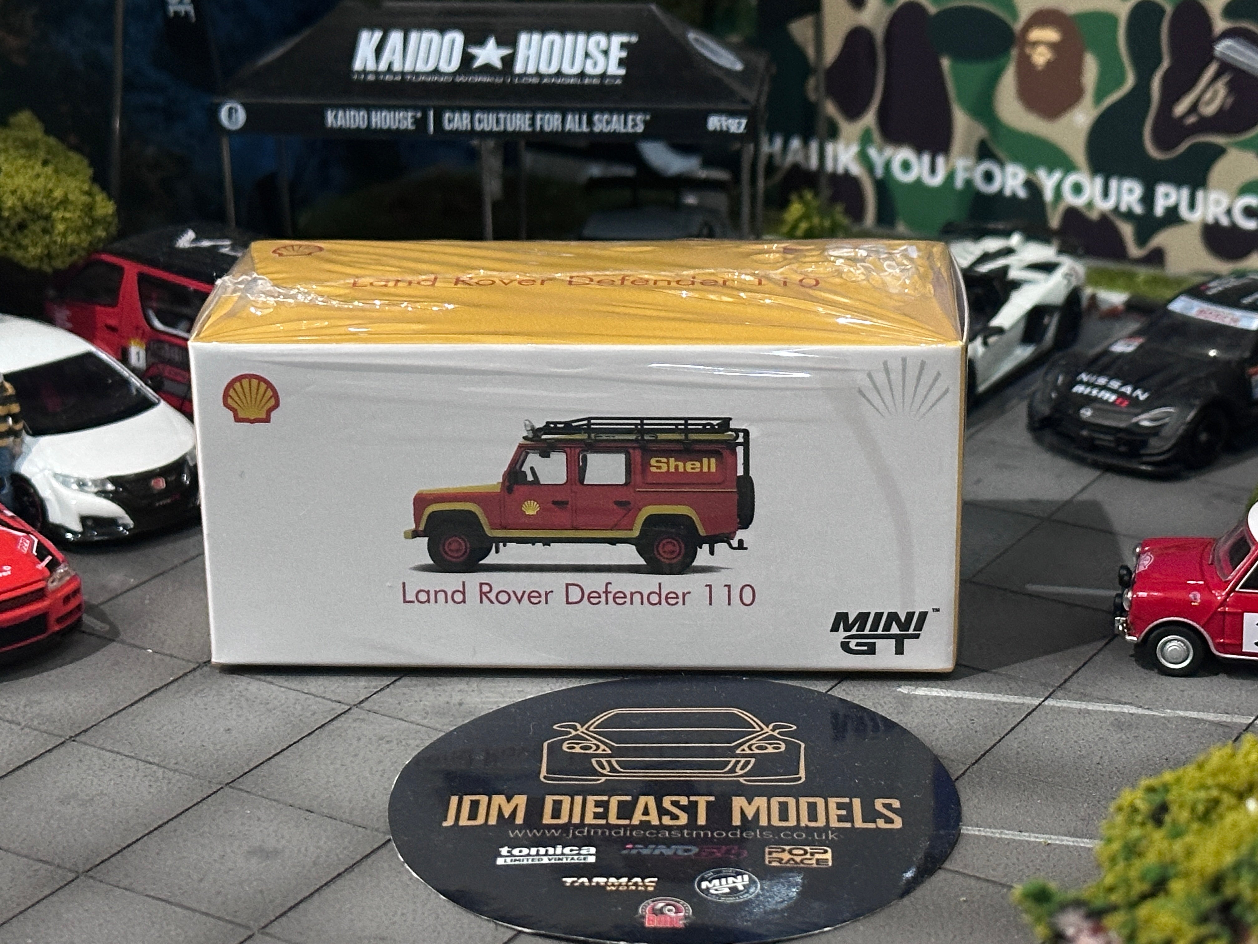 Mini GT Land Rover Defender 110 Shell Oil Hong Kong Shell Gas Station ...