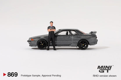 Mini GT Nissan Skyline GT-R (R32) with Matsuda Figure Tsugio Matsuda Collection (Gunmetal) MGT00869