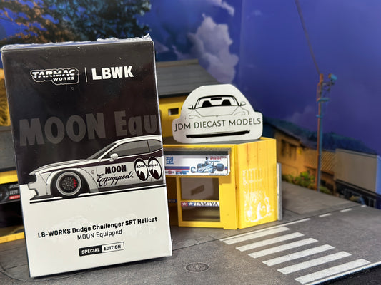 Tarmac Works LB-WORKS Dodge Challenger SRT Hellcat MOON Equipped T64G-TL039-ME