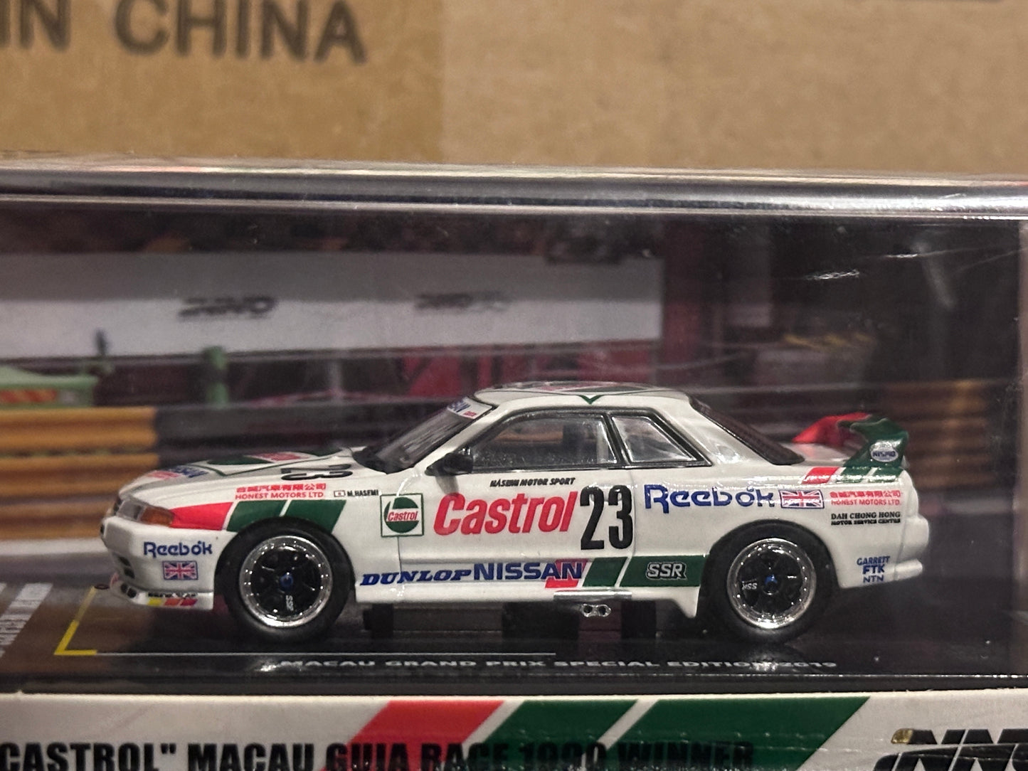 Inno64 Nissan Skyline GT-R R32 #23 Macau Guia Race 1990 - M. Hasemi Macau Grand Prix Special Edition 2019 Castrol Reebok IN64-MGP19-R3202