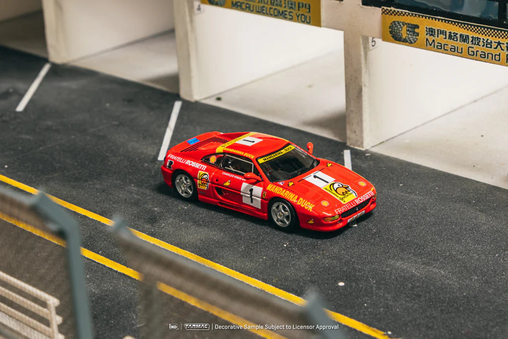 Tarmac Works Ferrari F355 Challenge Macau Super Car Race 1994 Winner #01 Charles Kwan T64-083-94MGP01
