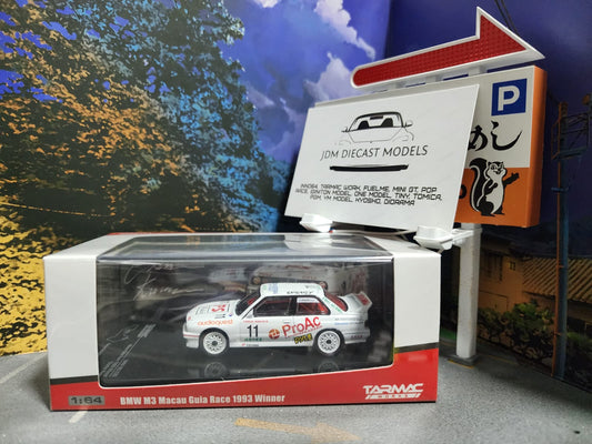 Tarmac Works BMW M3 E30 Macau Guia Race 1993 Winner Charles Kwan Macau Grand Prix Special Edition 2018