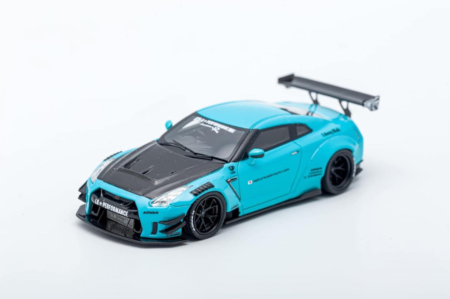 Impossible Perfect Skyline GT-R R35 UK Edition Blue with Carbon Bonnet LBWK Version 2 Resin