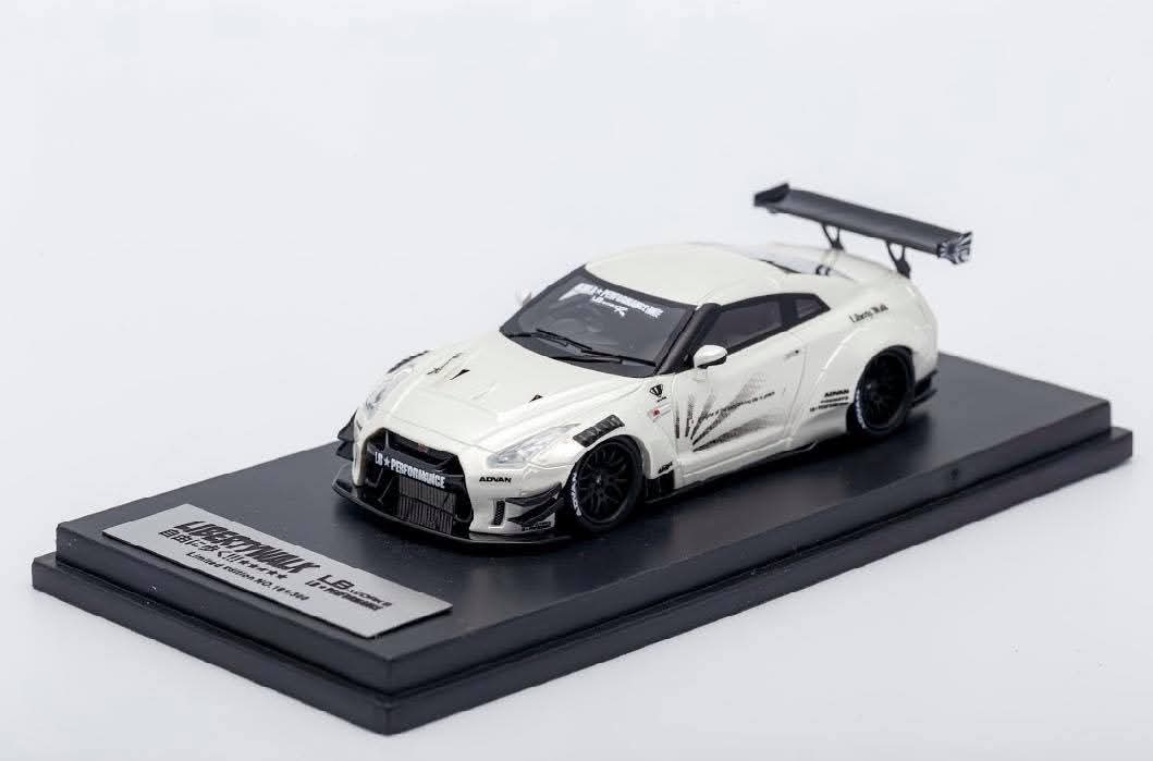 Impossible Perfect LB Skyline GT-R R35 V2 Pearl White Resin LBWK