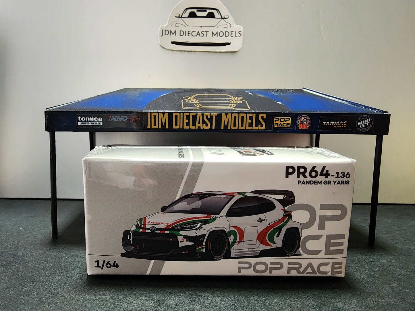 PopRace GR Yaris White Castrol Rally PR640136
