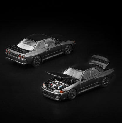 PopRace Dark Chrome Series 002 Skyline R32