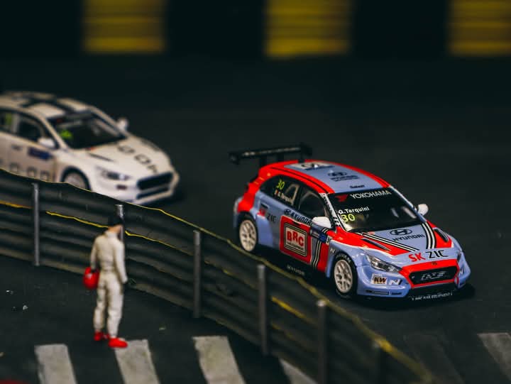 Tarmac Works Hyundai i30 N TCR WTCR 2018 Champion Gabriele Tarquini Macau 2019 Special Edition