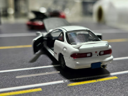 Era Car 1/64 Honda Integra Type-R DC2 Racing White carbon hood