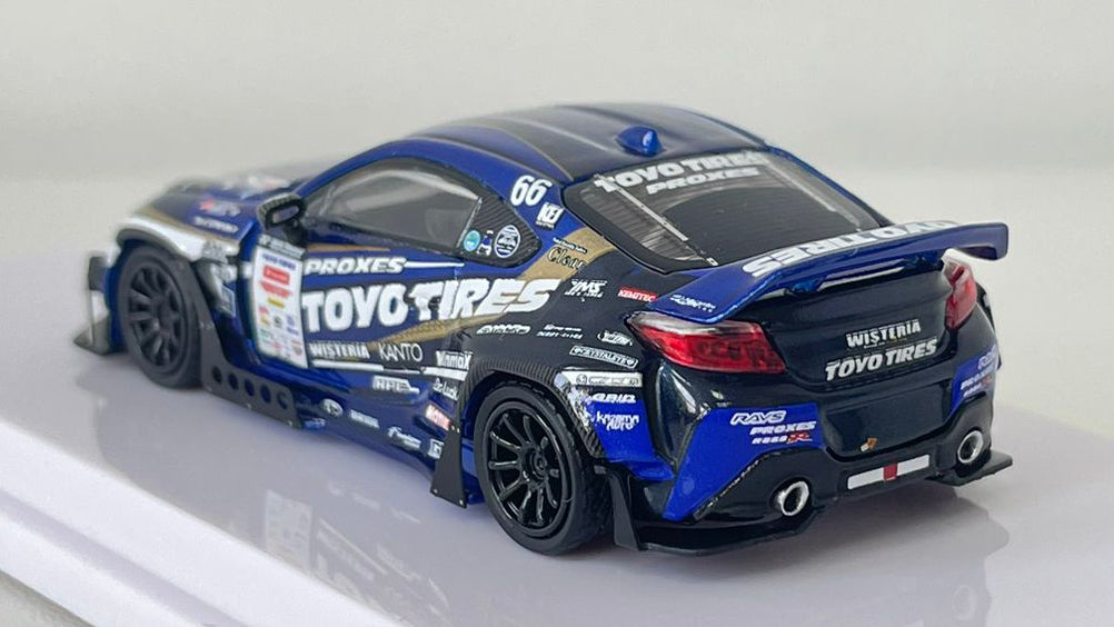 Gulliver * Inno64 1/64 Toyota GR86 Team Toyo Tires Drift D1GP 2025