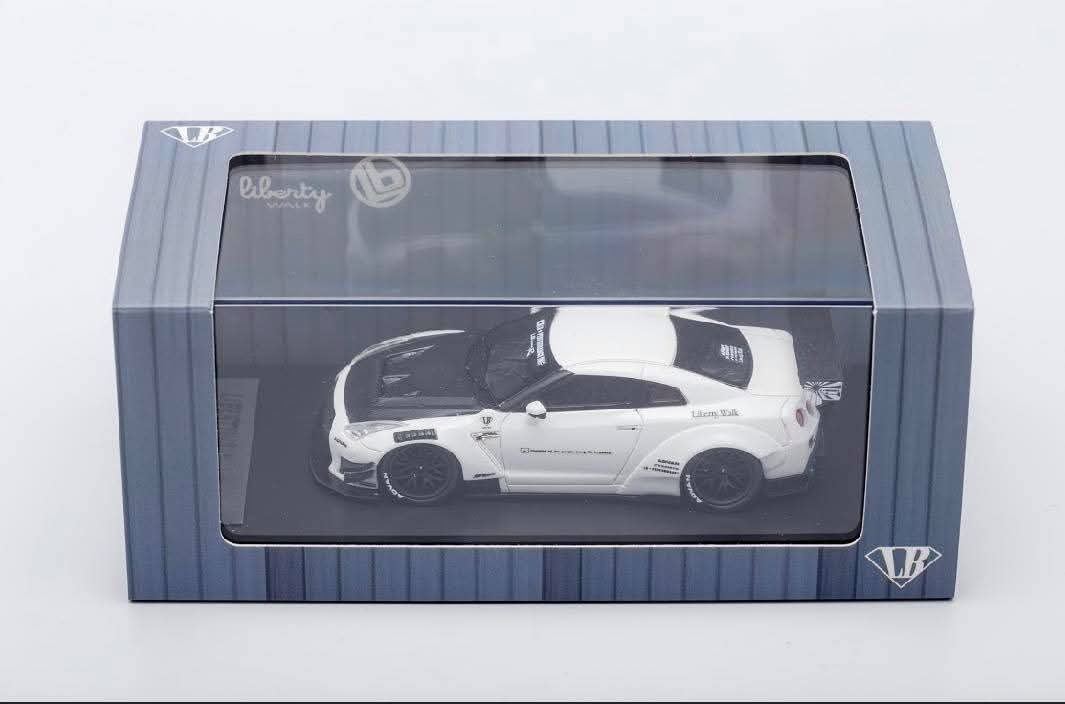 Impossible Perfect LB Skyline GT-R R35 White with Black Bonnet Resin Liberty Walk