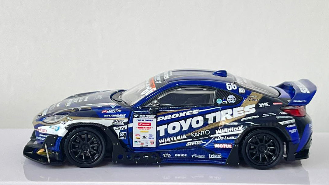 Gulliver * Inno64 1/64 Toyota GR86 Team Toyo Tires Drift D1GP 2025