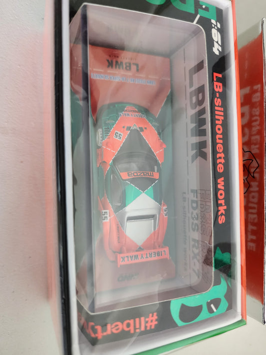 Inno64 Malaysia MDX24 LBWK Silhouette RX7 Chase Version